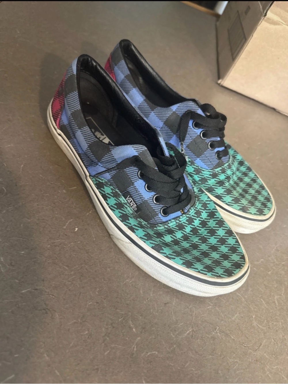 Vans Women's Green, Blue & Black Patterned Low-Top Sneakers